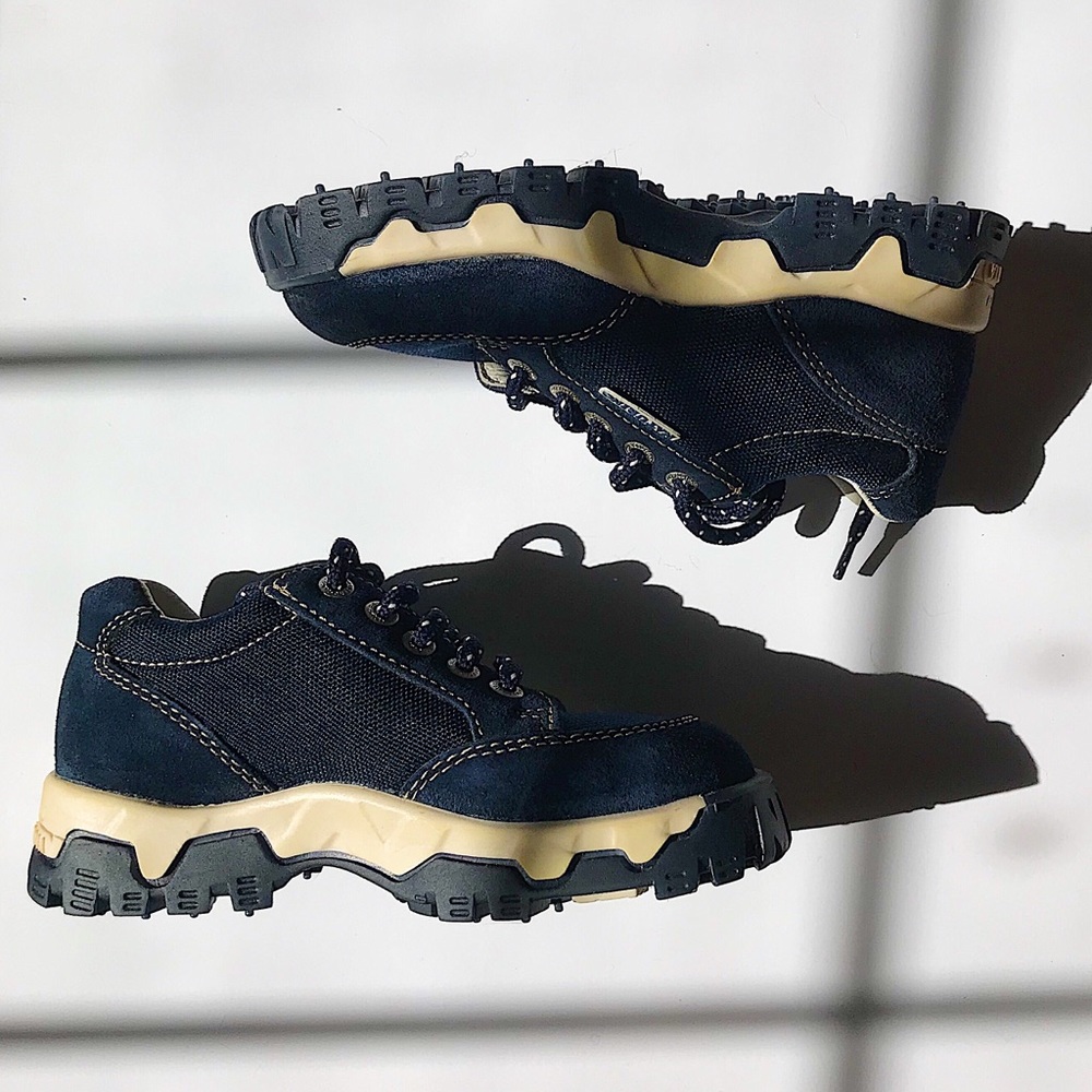 Child’s First Sneakers NEW✨